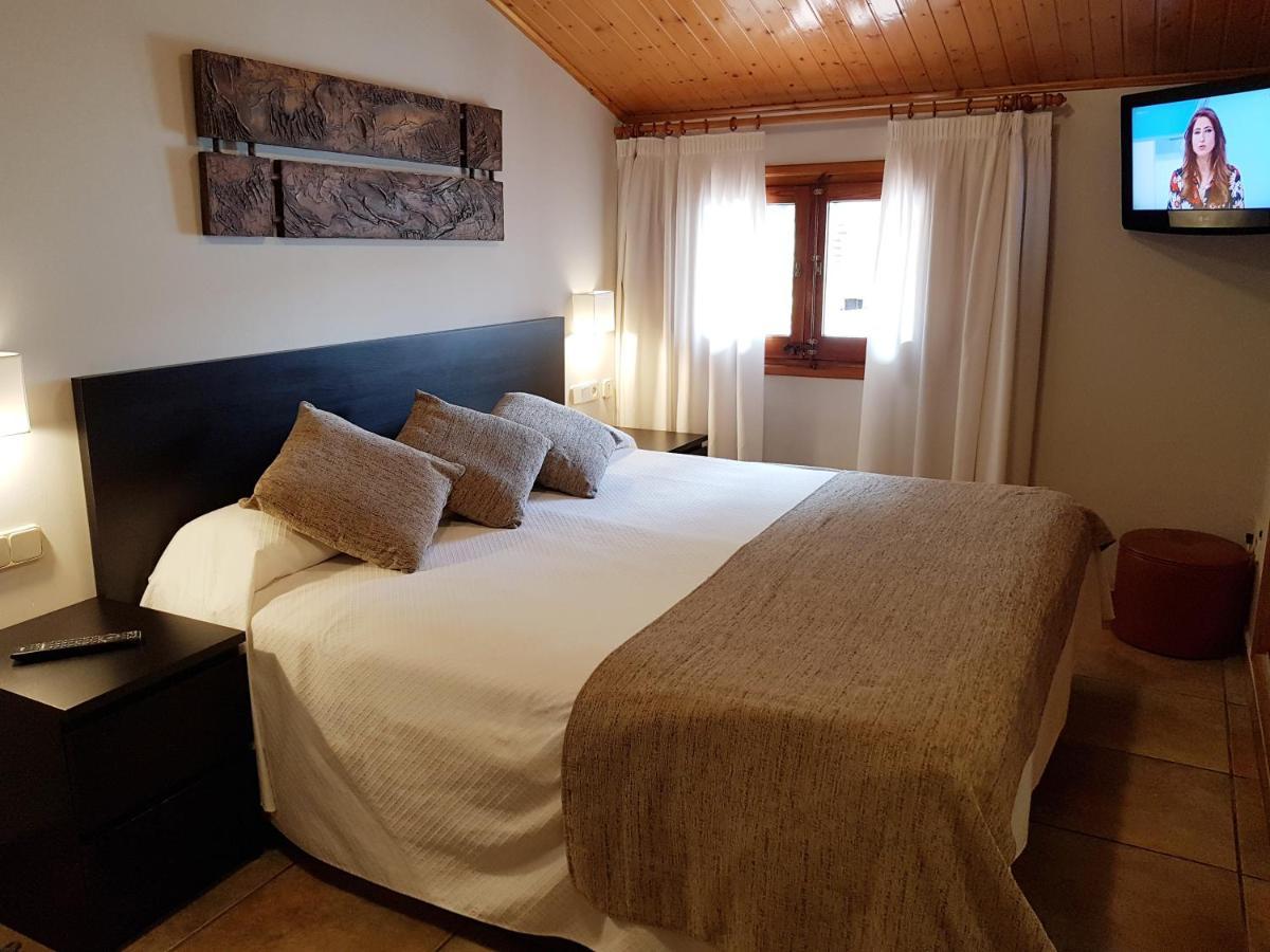 Hotel Sant Roc Camprodon Exteriör bild