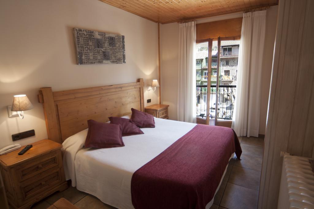 Hotel Sant Roc Camprodon Exteriör bild