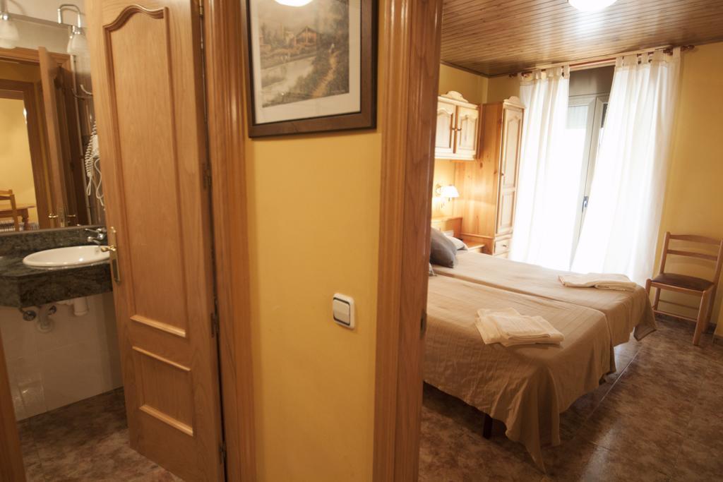 Hotel Sant Roc Camprodon Exteriör bild